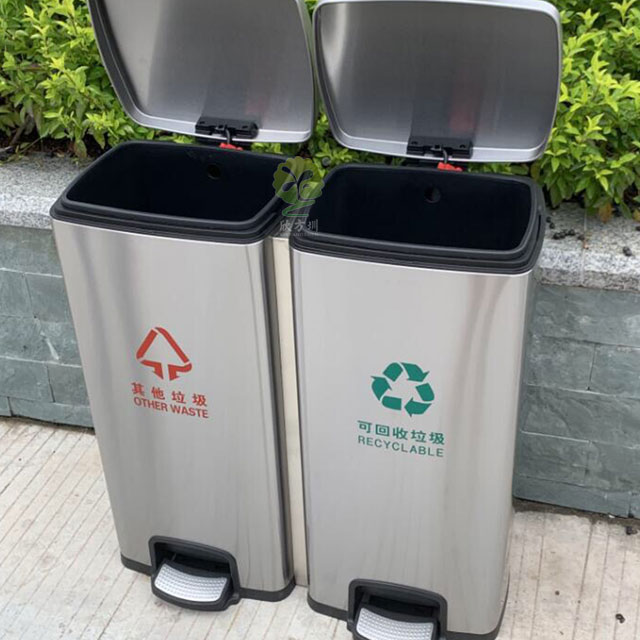 90L家用室內(nèi)不銹鋼腳踏三分類(lèi)垃圾桶