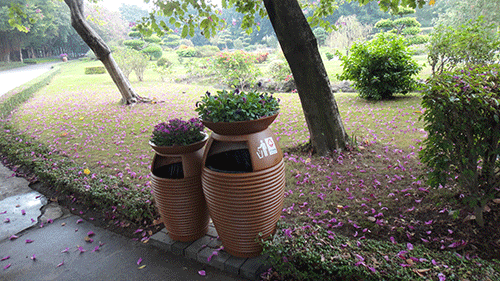  汕頭玻璃鋼花盆垃圾桶，點(diǎn)綴公園好環(huán)境。